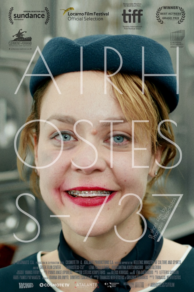 AIRHOSTESS-737